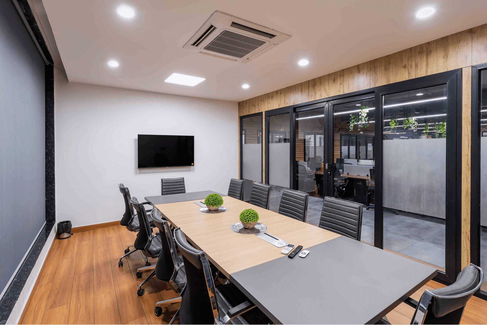 &work Coworking is a premium coworking space in Faridabad for all kinds of folks 4.