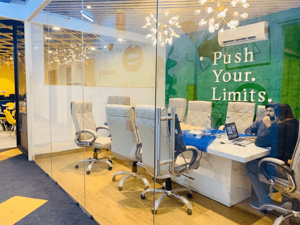 Hub Hive 11 coworking space in Faridabad’s Mohan Cooperative Area with modern infrastructure 1.