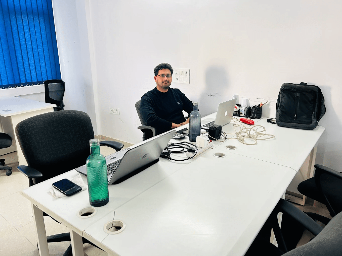 Narwat Coworking Space is an affordable coworking space in Faridabad with all basic amenities 3.