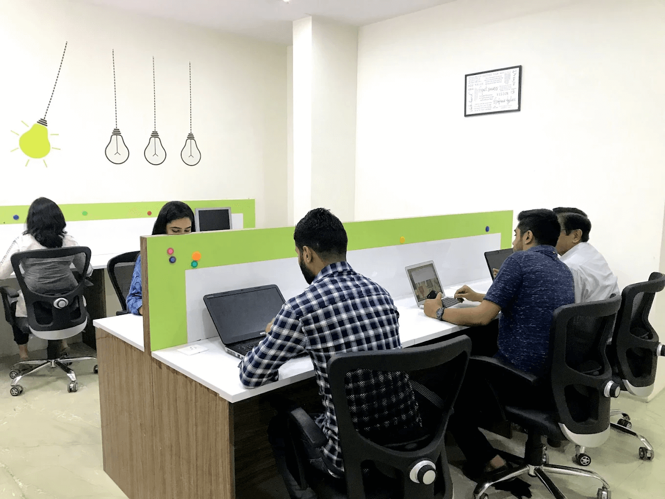 SimpliPhi Works is an environment friendly coworking space in Faridabad 1.