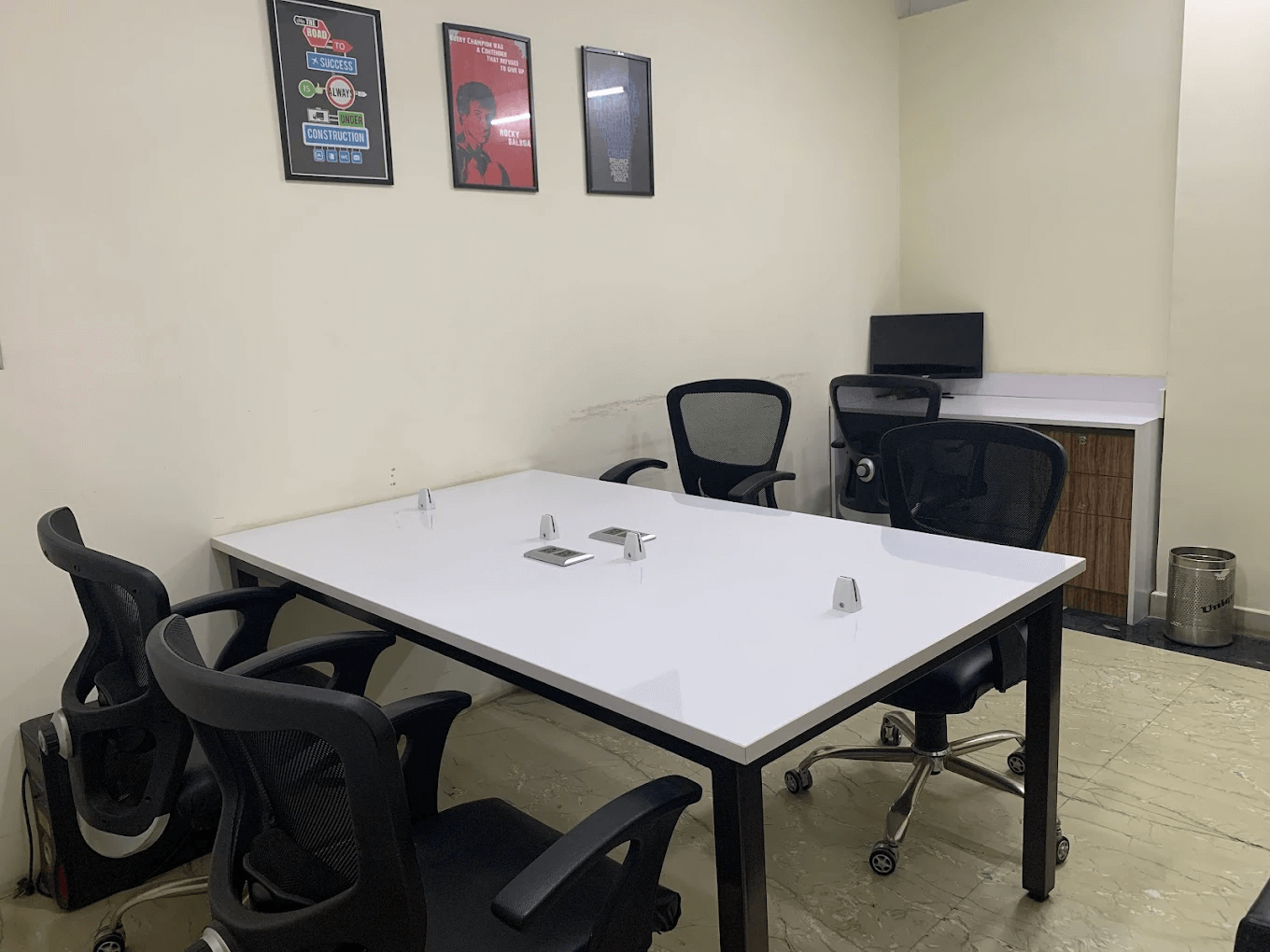 SimpliPhi Works is an environment friendly coworking space in Faridabad 2.