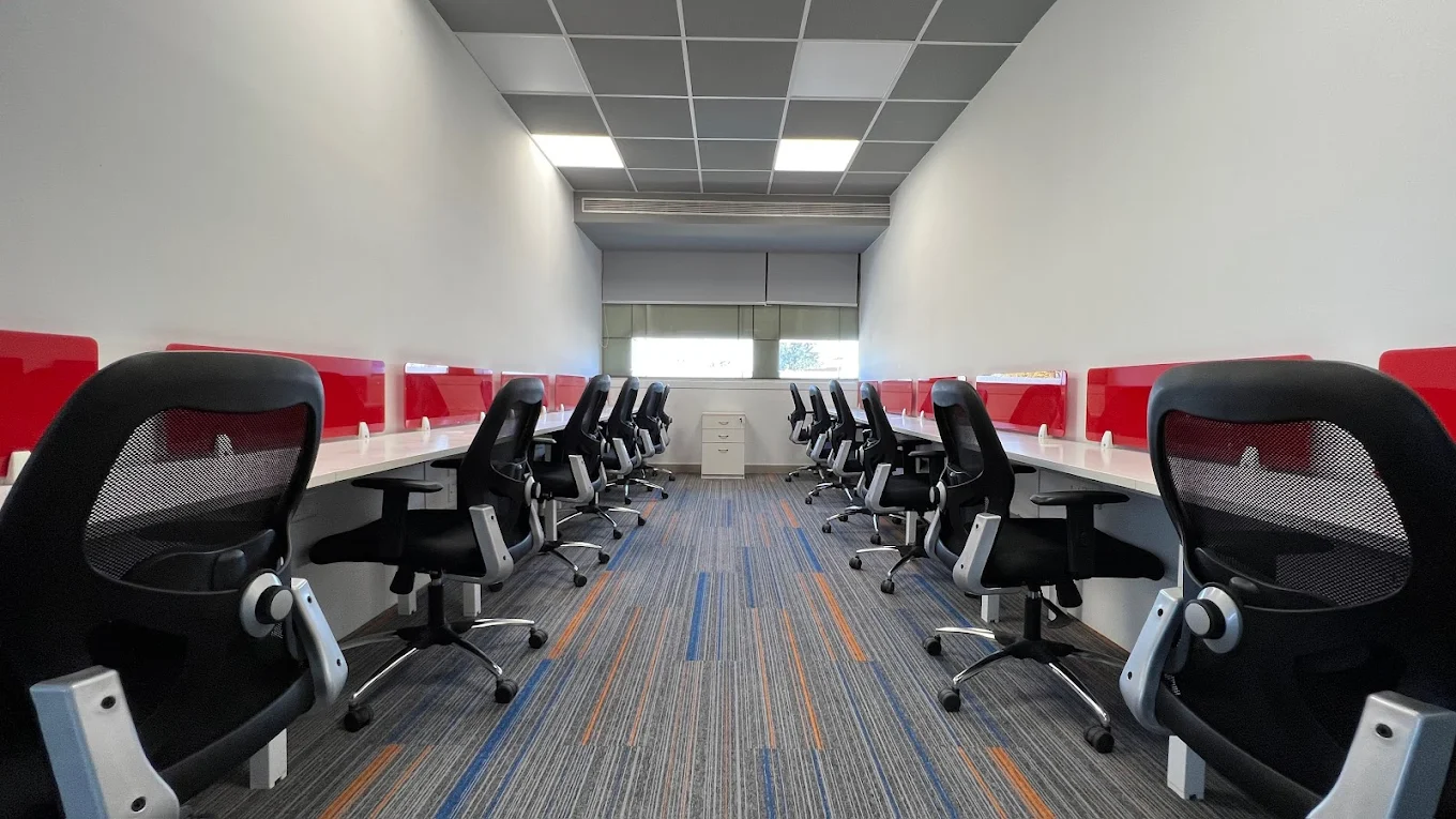 GoSpaze on Paramahansa Yogananda Road in Indiranagar offers compact coworking space in Bangalore 1.