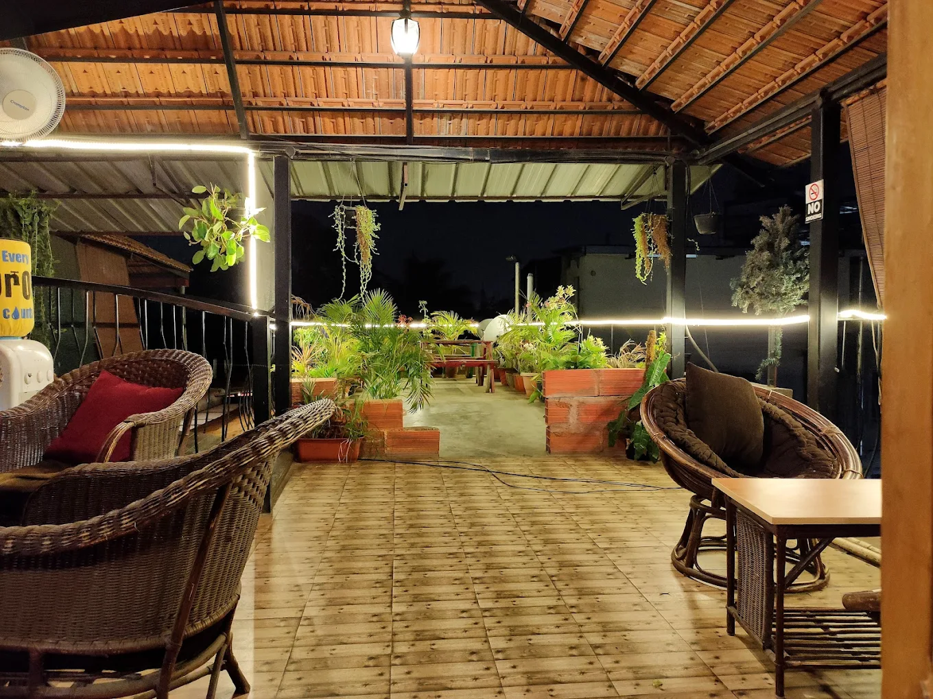 Dialogues Cafe in Koramangala, a popular work friendly cafe in Bangalore-2.